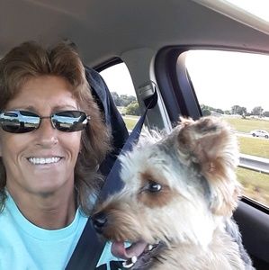 Meet your Posher, Vikki